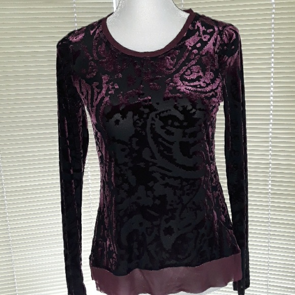 Simply Vera Vera Wang Tops - Vera Wang purple and sheer black long sleeve top